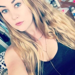 Meet your Posher, Codie